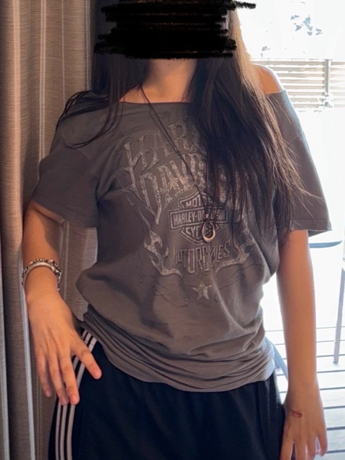 할리데이비슨 그레이 오프숄더 티셔츠 상품이미지1