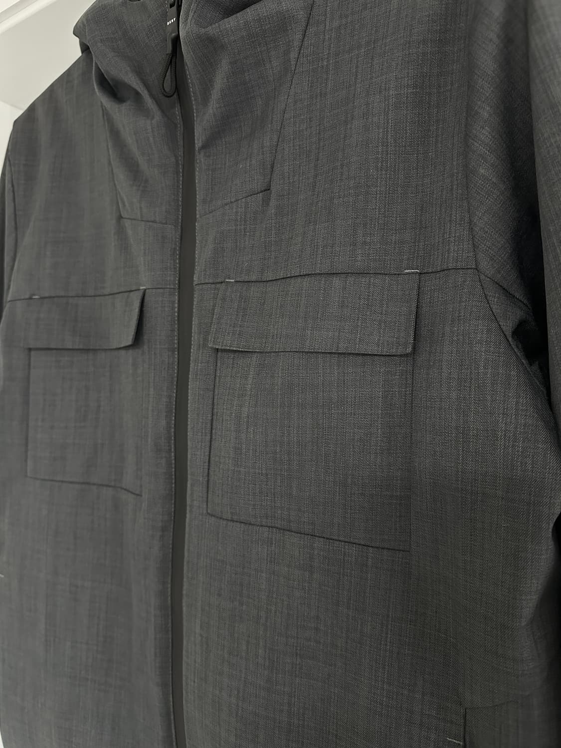 [DKNY] 남성 테크 자켓 상품이미지2