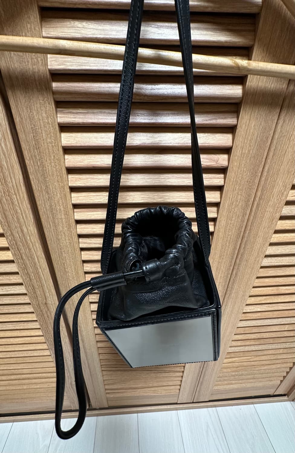 우영미 크로스백 상품이미지1