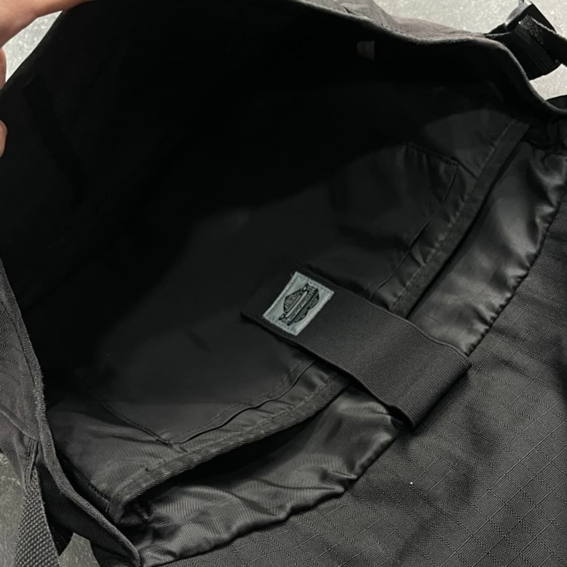 칼하트 메신저백  상품이미지5