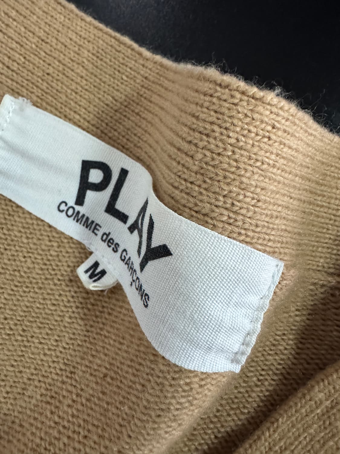 정품!! 여성 꼼데가르송 블랙와팬 베이지 가디건 상품이미지3