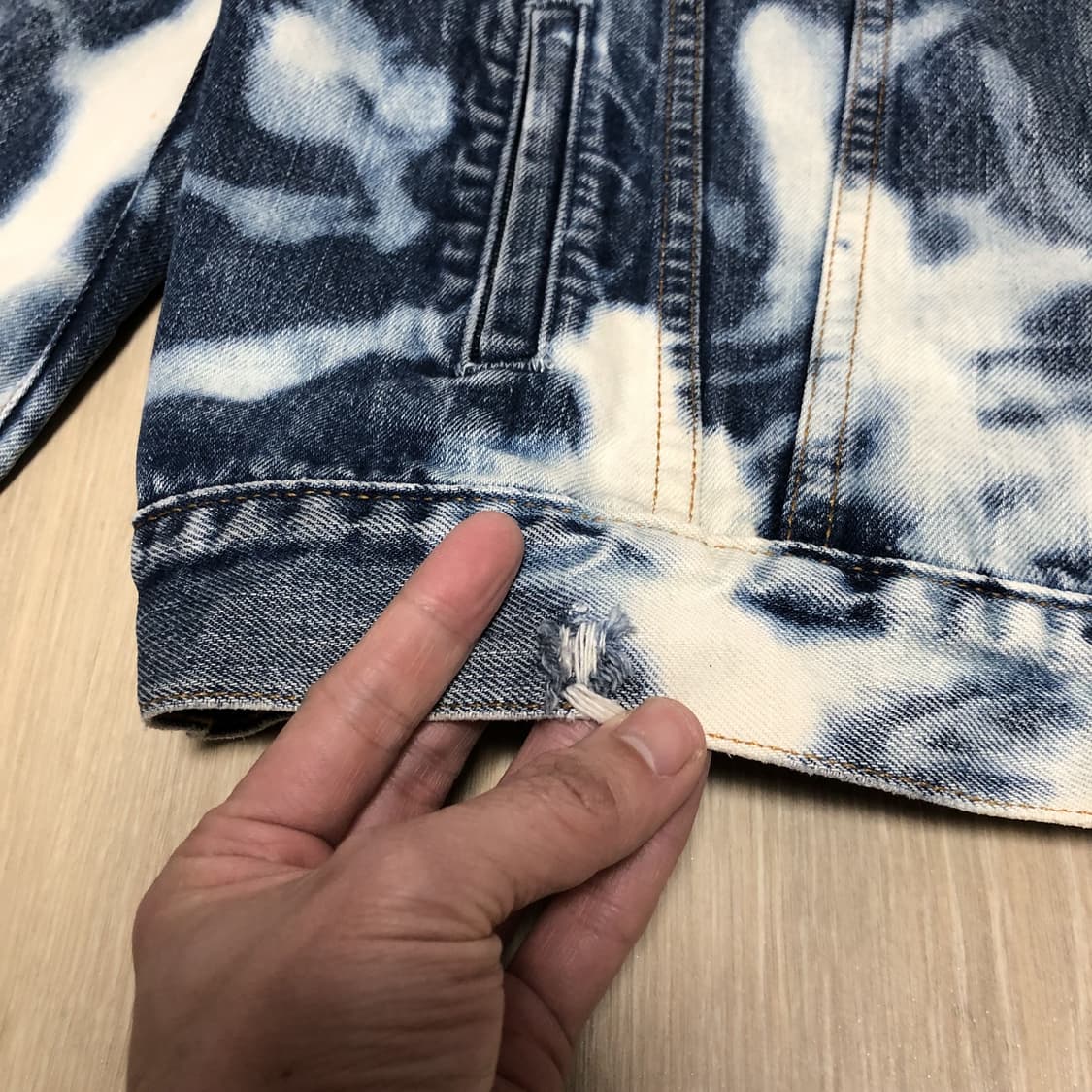(XL) 90's 리바이스 Levi's 유럽판 70503 블리치드 자켓 상품이미지2