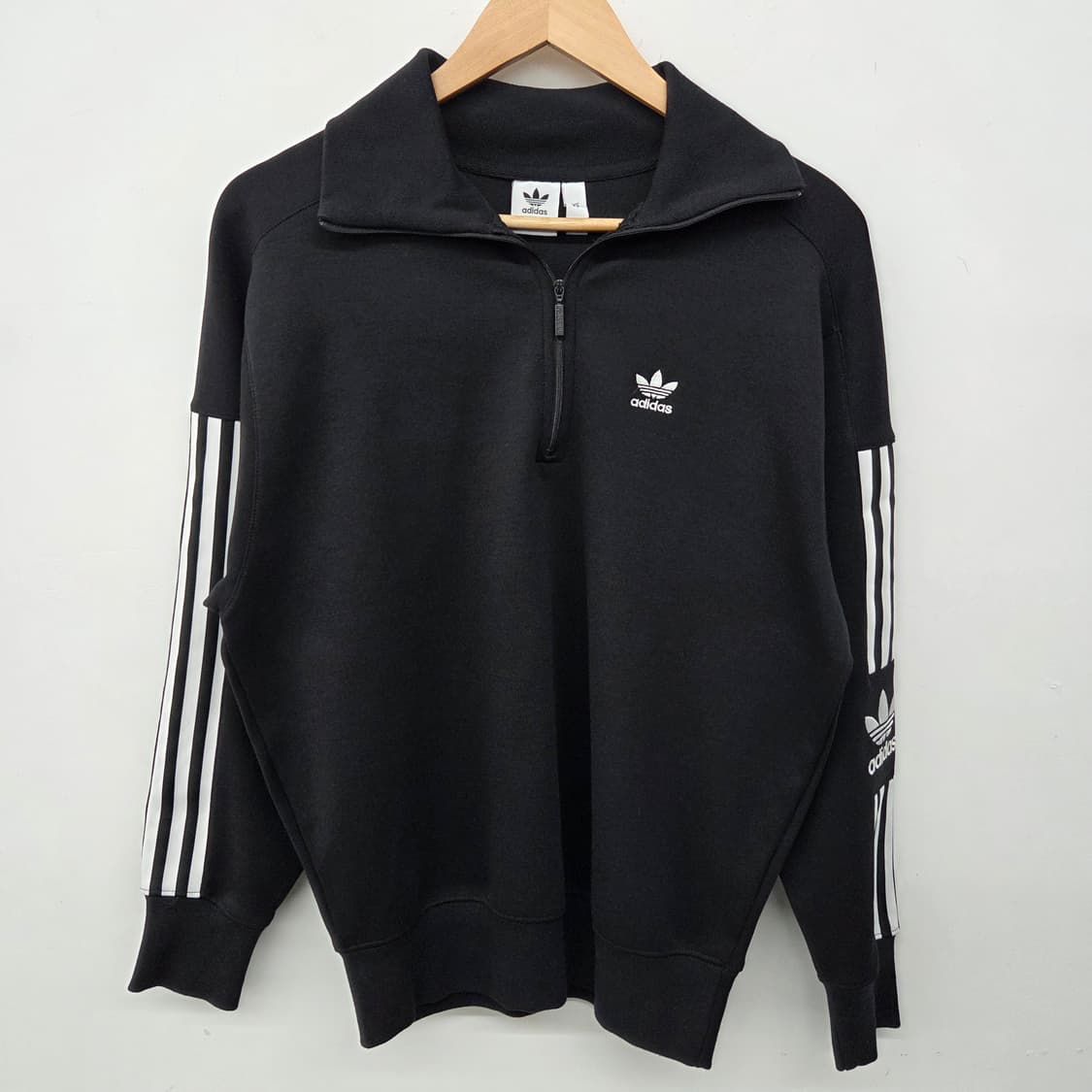 아디다스 삼선 블랙 하프집업 맨투맨 남xs 상품이미지2
