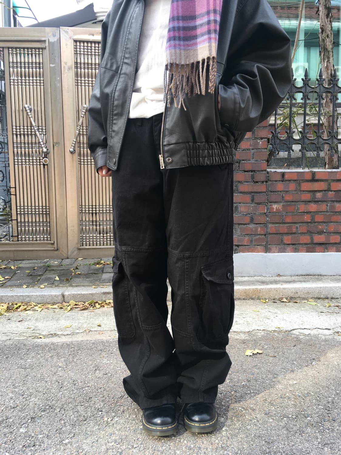 아워캐비넷 카고 팬츠 black washing cargo pants 상품이미지1