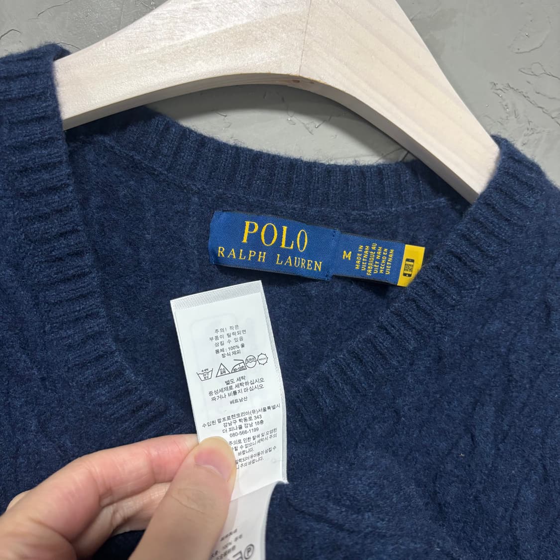 폴로 랄프로렌 꽈배기 울 니트 조끼 네이비 상품이미지3