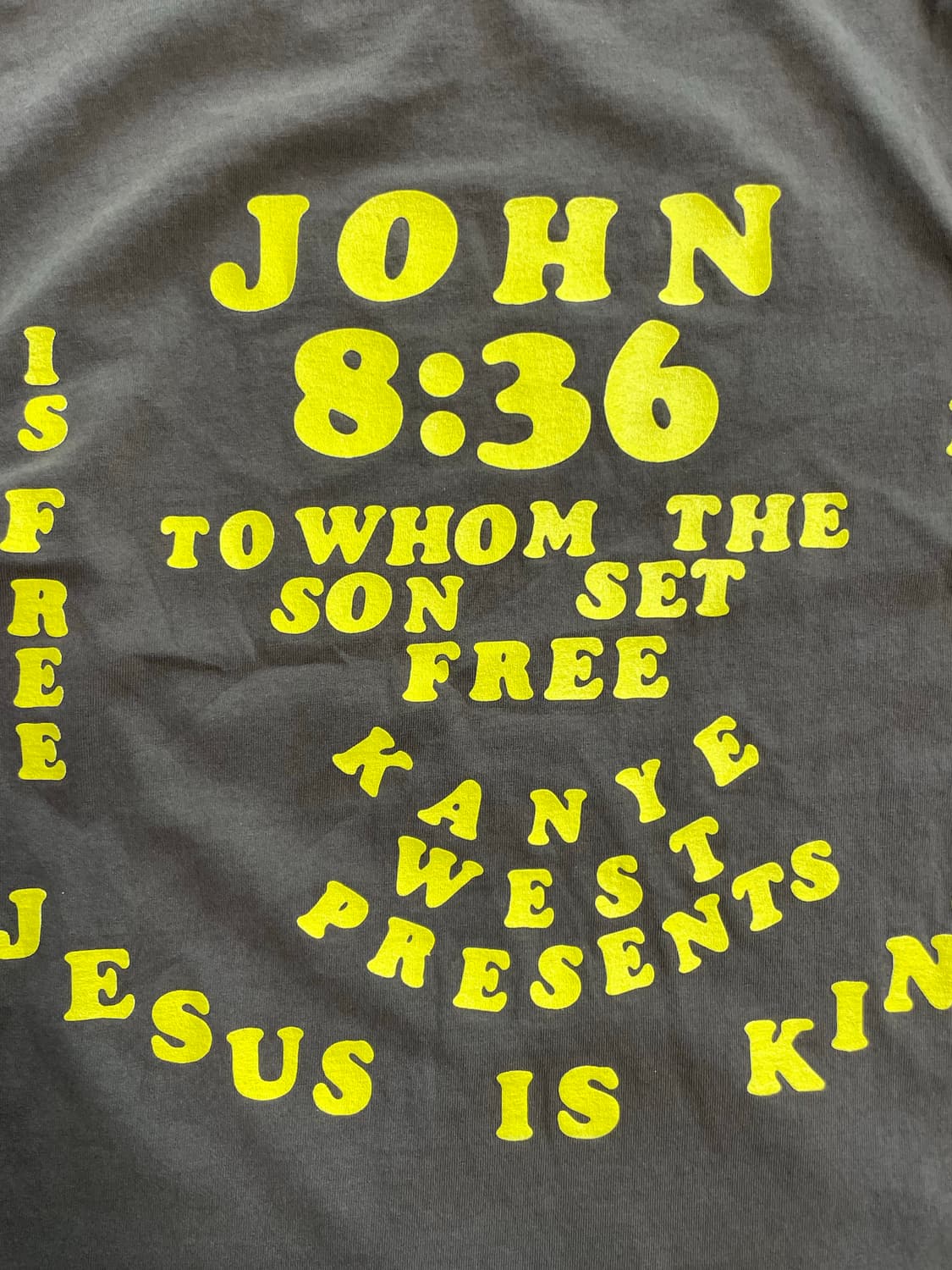 칸예 웨스트 jesus is king 반팔 L 상품이미지4