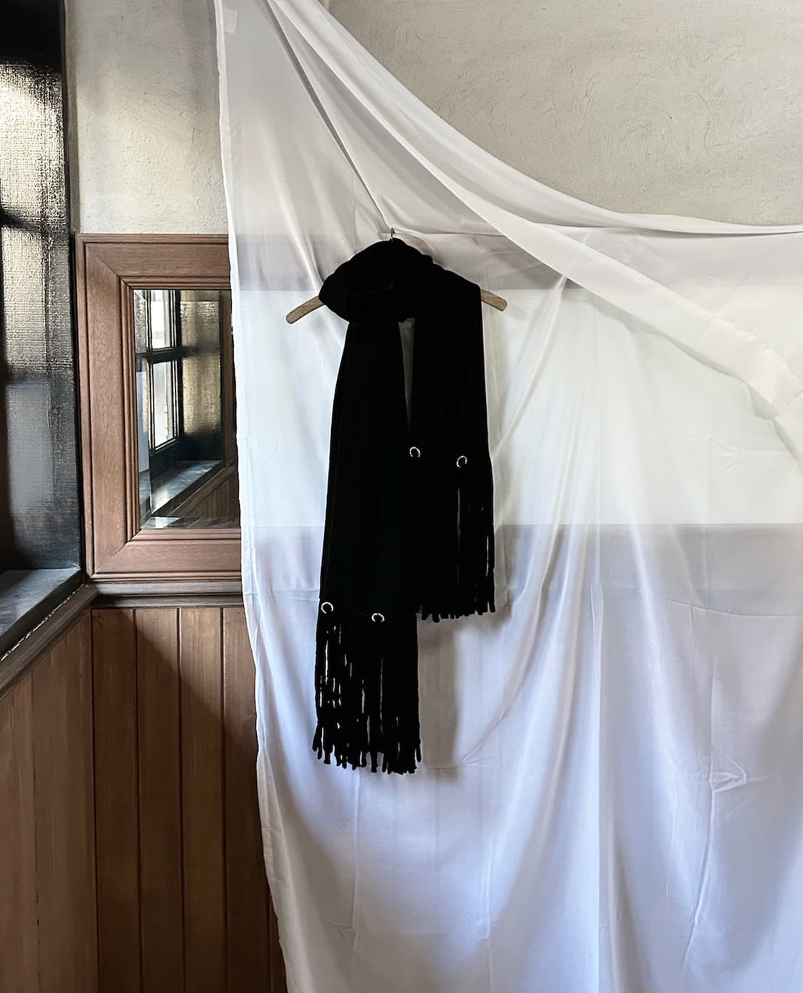 HIROKO KOSHINO crystal studs muffler 상품이미지5