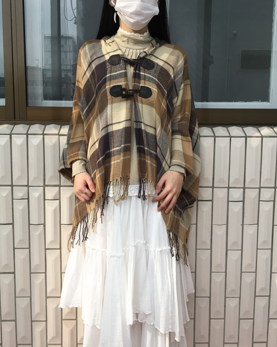 Fringe point check pattern hood cape 상품이미지1