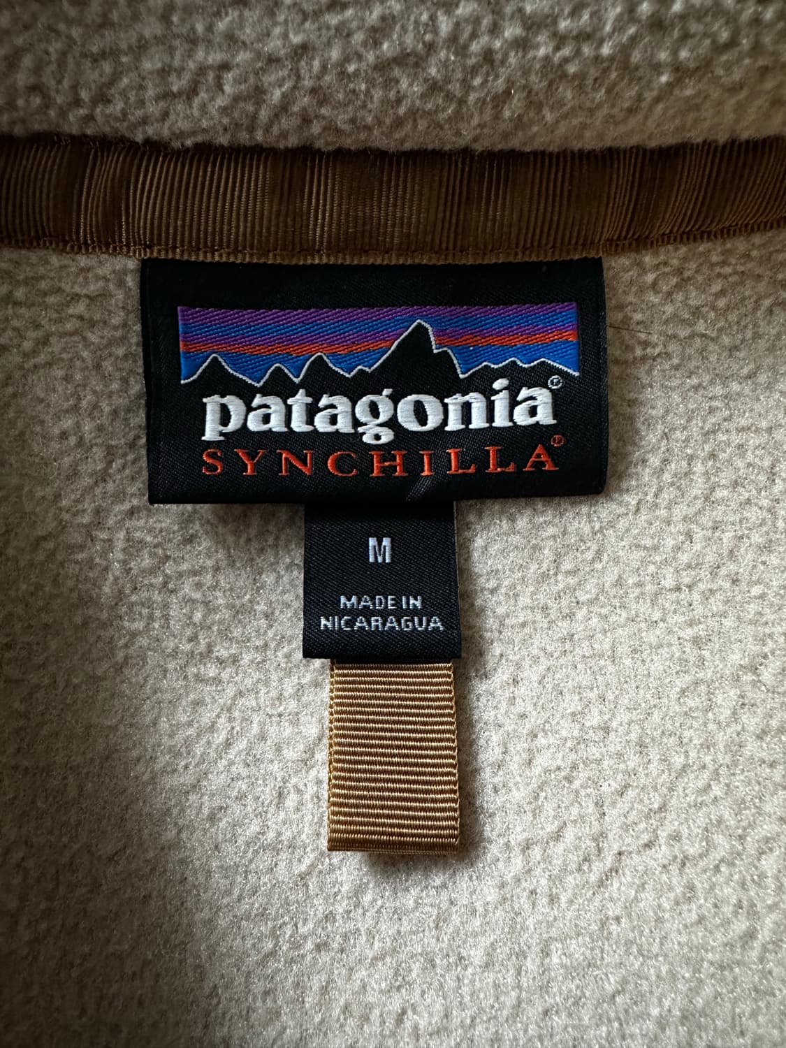 파타고니아 신칠라 애쉬탄 M 상품이미지3