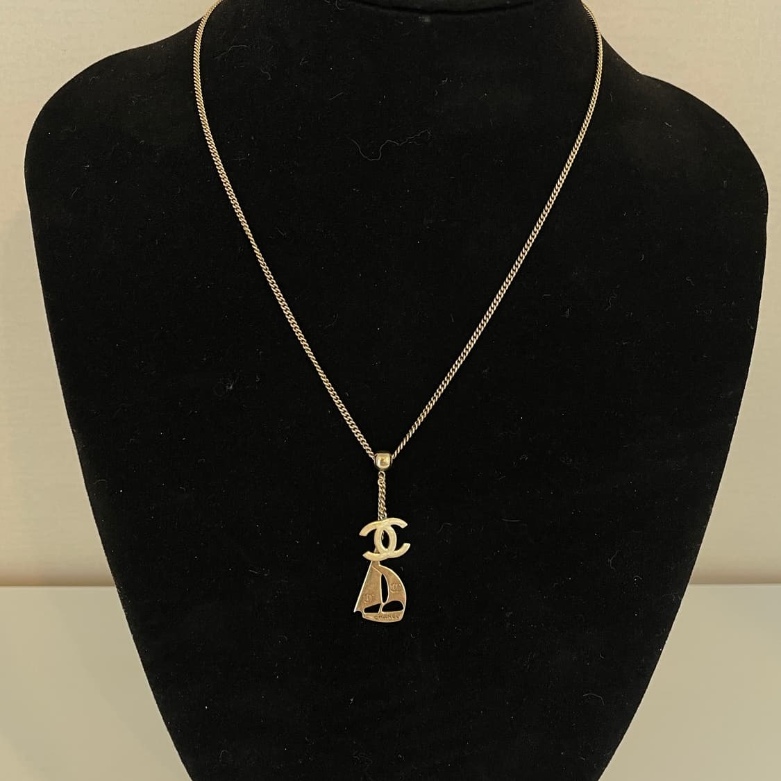 희귀) 샤넬 CC logo and Sailboat 실버925 목걸이 상품이미지1