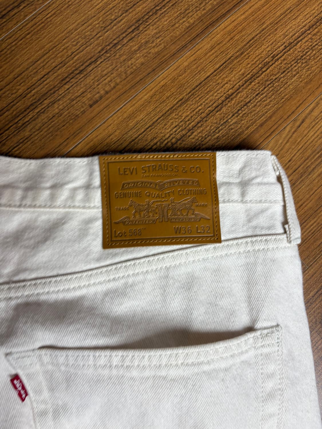 리바이스 568 화이트 (36/32) 상품이미지3