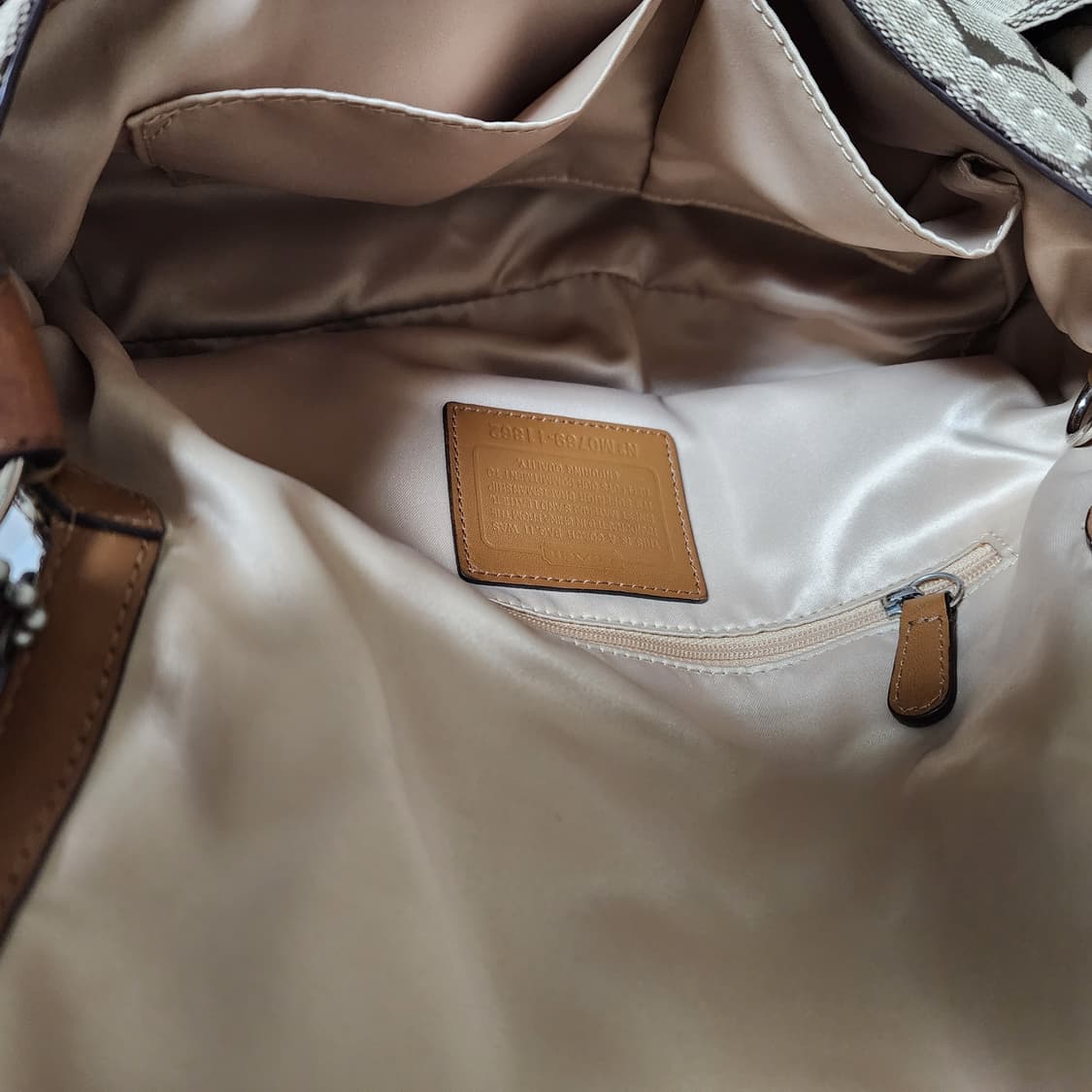 코치 숄더백  상품이미지7