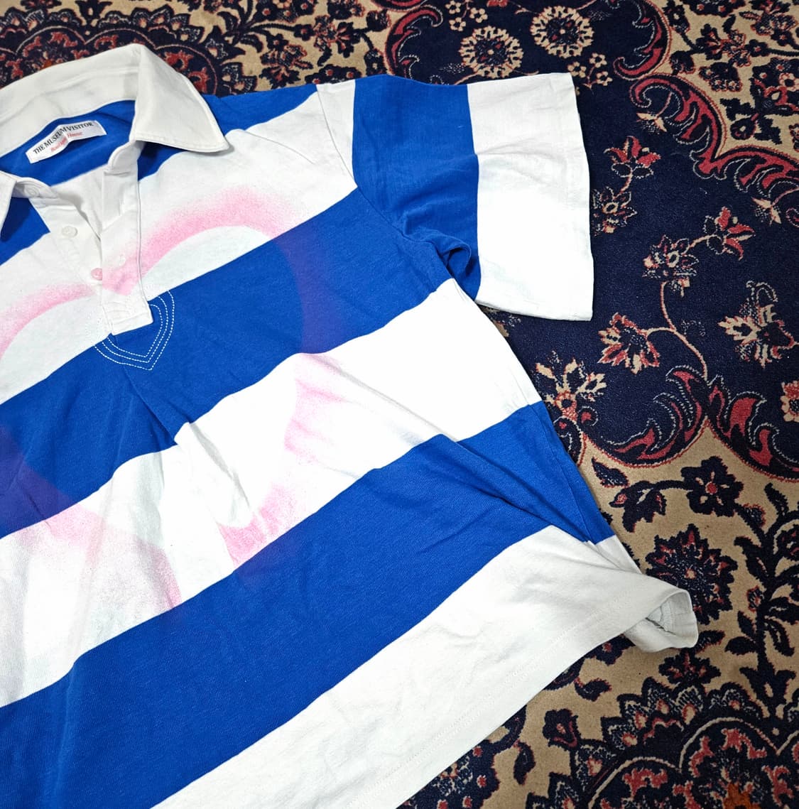 더뮤지엄비지터 하트 스트라이프 박시 카라티셔츠 Free 상품이미지4