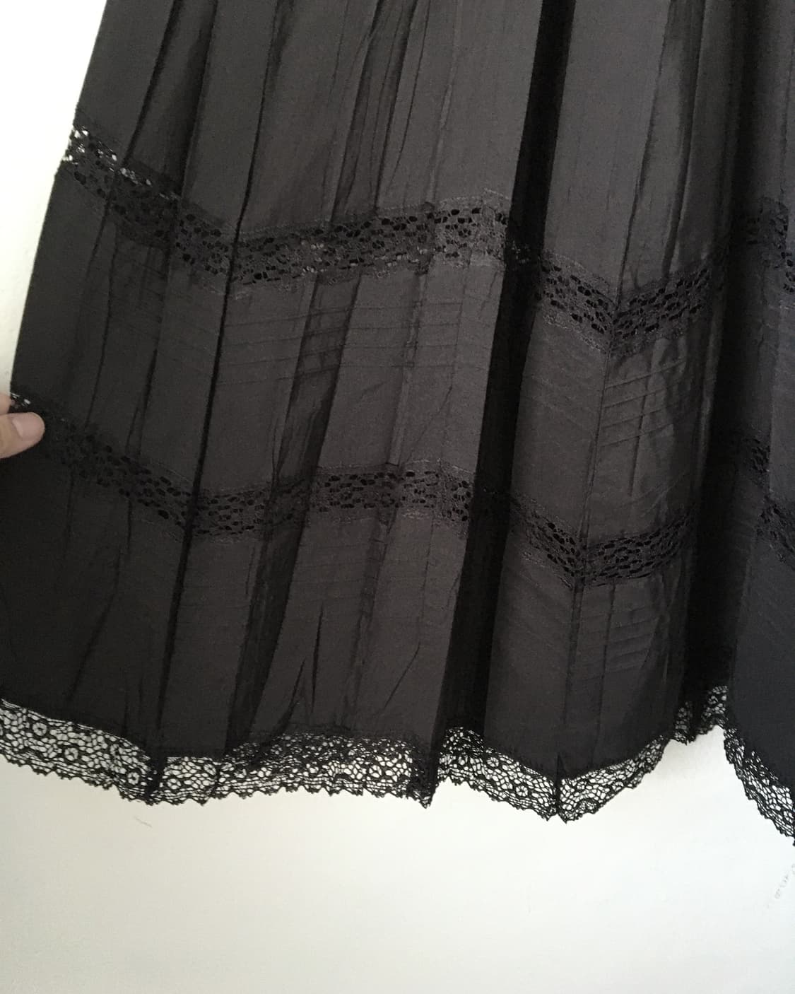 Lace trimming pleats skirt 상품이미지3