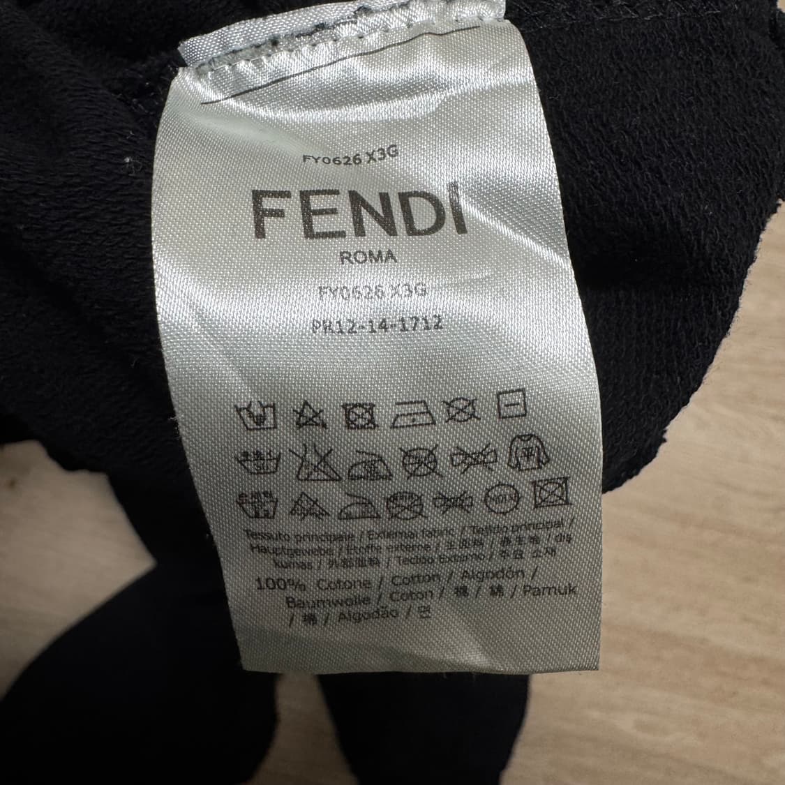 펜디 키즈 기모 맨투맨 상품이미지6