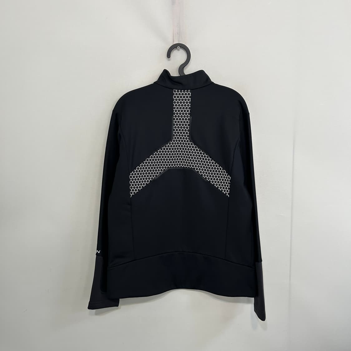 데상트 남성 집업 100 상품이미지3