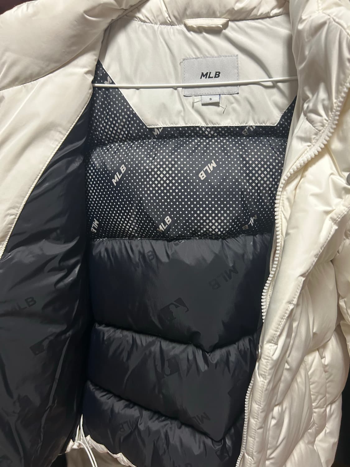 MLB 엠엘비 패딩 s 화이트 상품이미지3