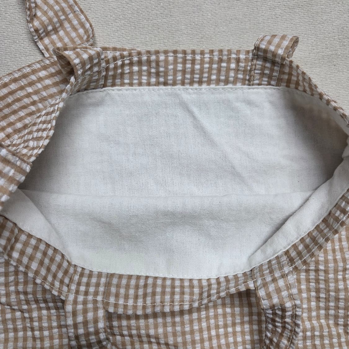 모리걸 하구미 베이지 체크 시어서커 에코백 상품이미지3