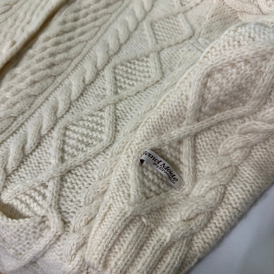 우먼M-L 크로커다일 아이보리 헤비울 후드 꽈베기가디건 상품이미지2