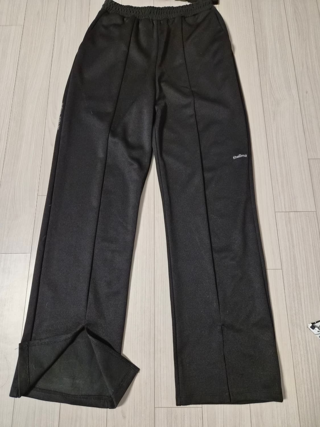 더일마(theilma) 핀턱 슬릿 트레이닝 팬츠 (Free) 상품이미지3