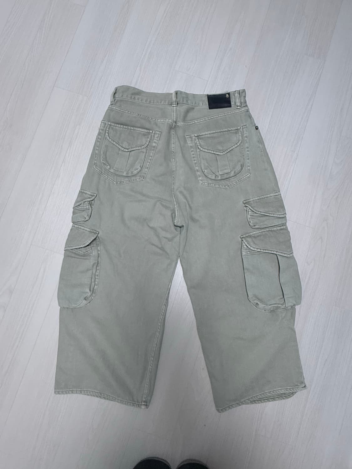 R13 크롭 멀티포켓 카고 32 사이즈 상품이미지3