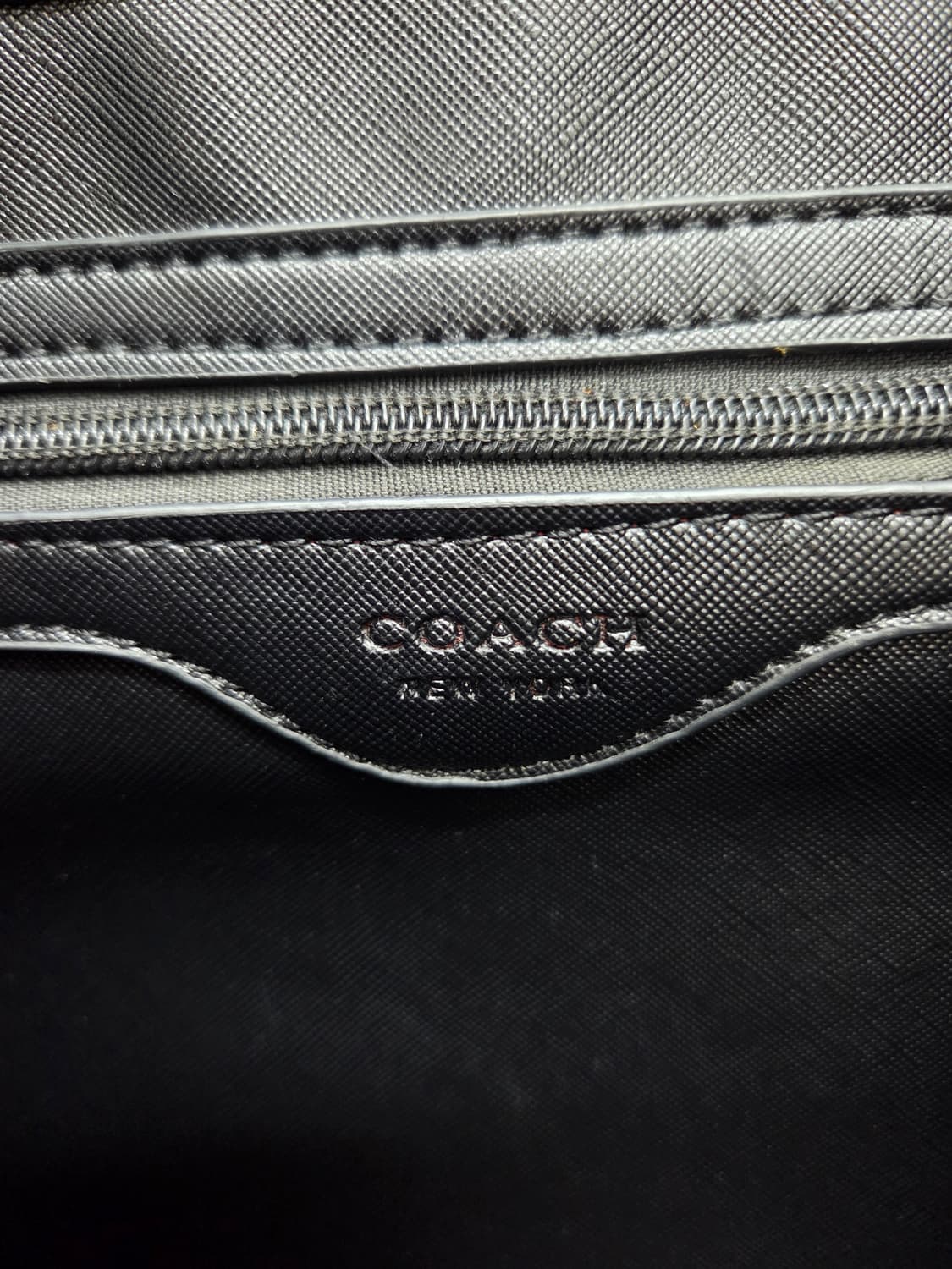 코치 나일론 로고 숄더백 상품이미지5