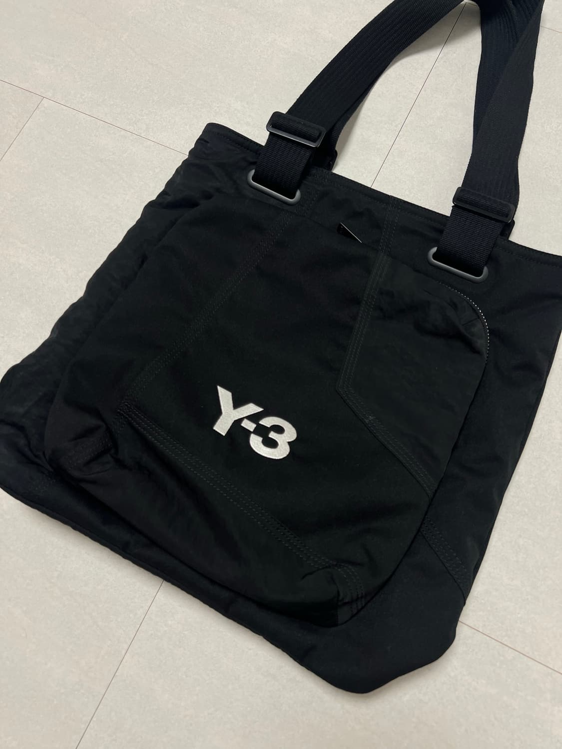Y-3 블랙 토트백 상품이미지3