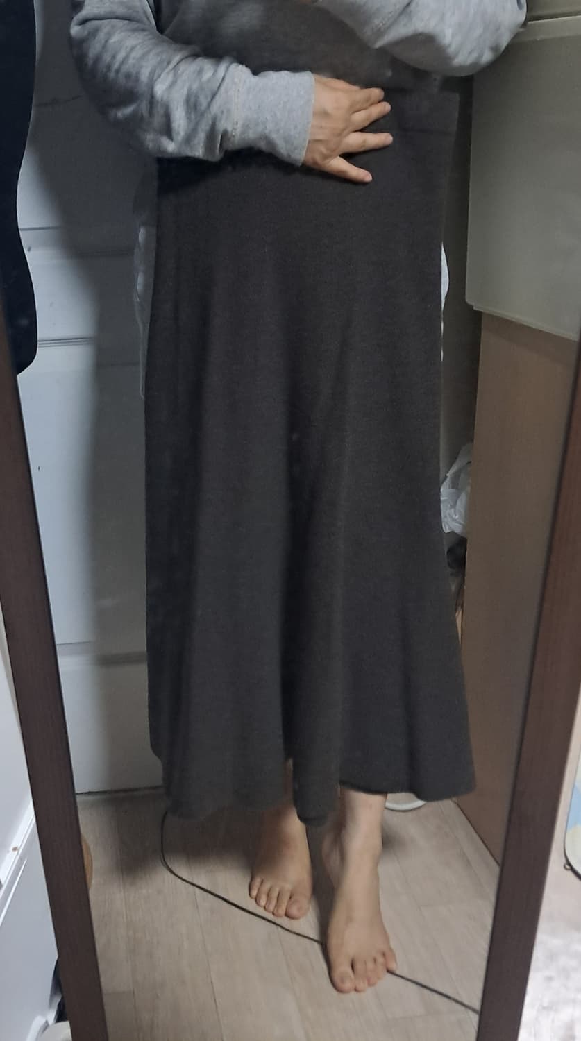 엣지 모 100% 플레어 니트 스커트 S사이즈(약44~55) 상품이미지8