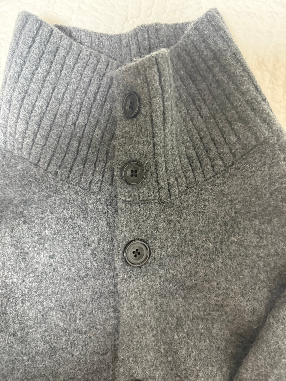 유니클로 수플레얀 스탠드 칼라 가디건 상품이미지6