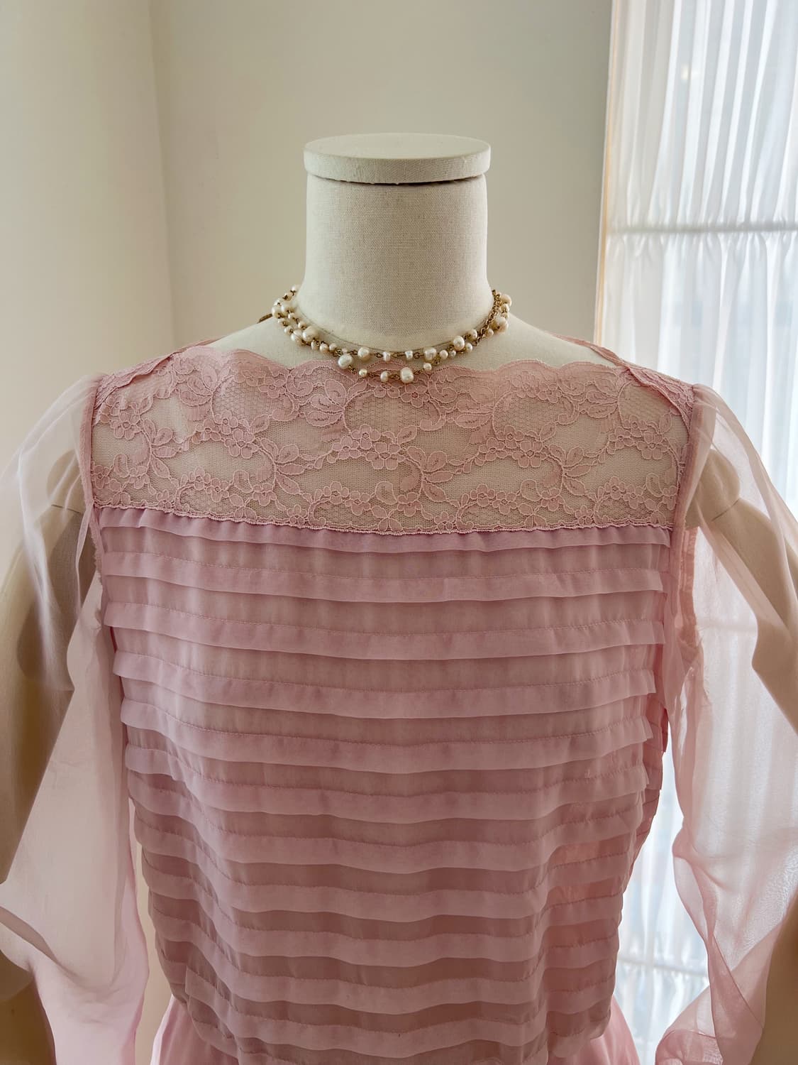 시스루 레이스 넥 쉬폰 플리츠 원피스 상품이미지6