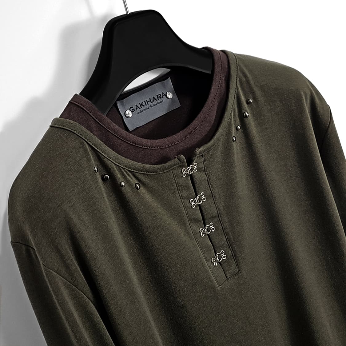 Koga 이브 레이어드 헨리넥 롱 슬리브스  (khaki) 상품이미지2