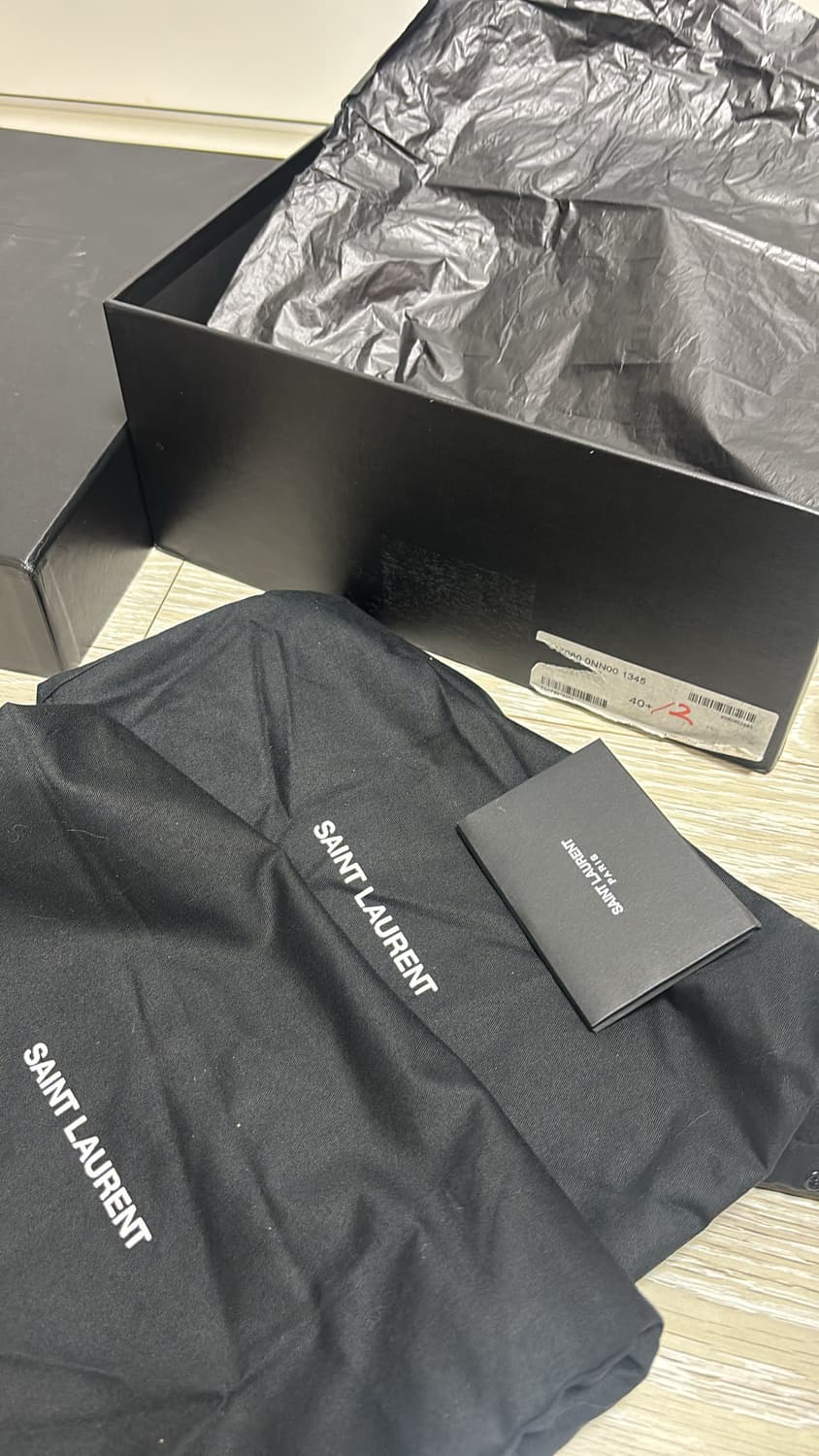 생로랑 글리터 실버 레더 와이어트 첼시 부츠 40.5 사이즈 상품이미지4