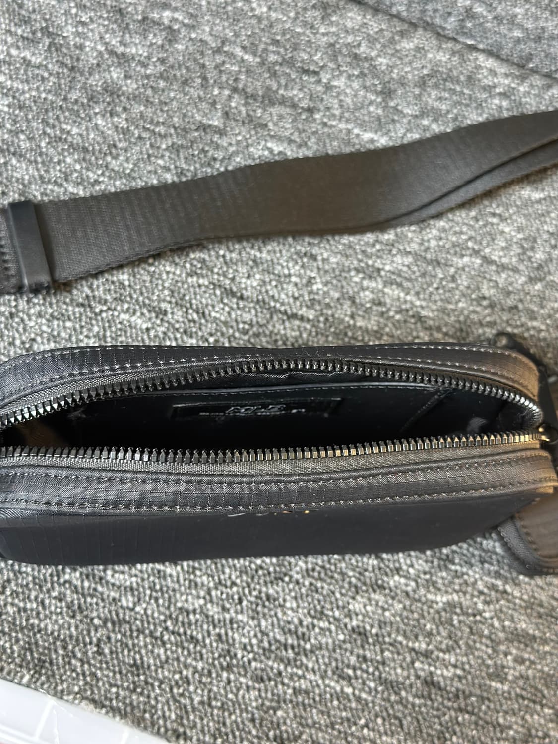 MLB 뉴욕 양키스 크로스백 블랙 상품이미지6