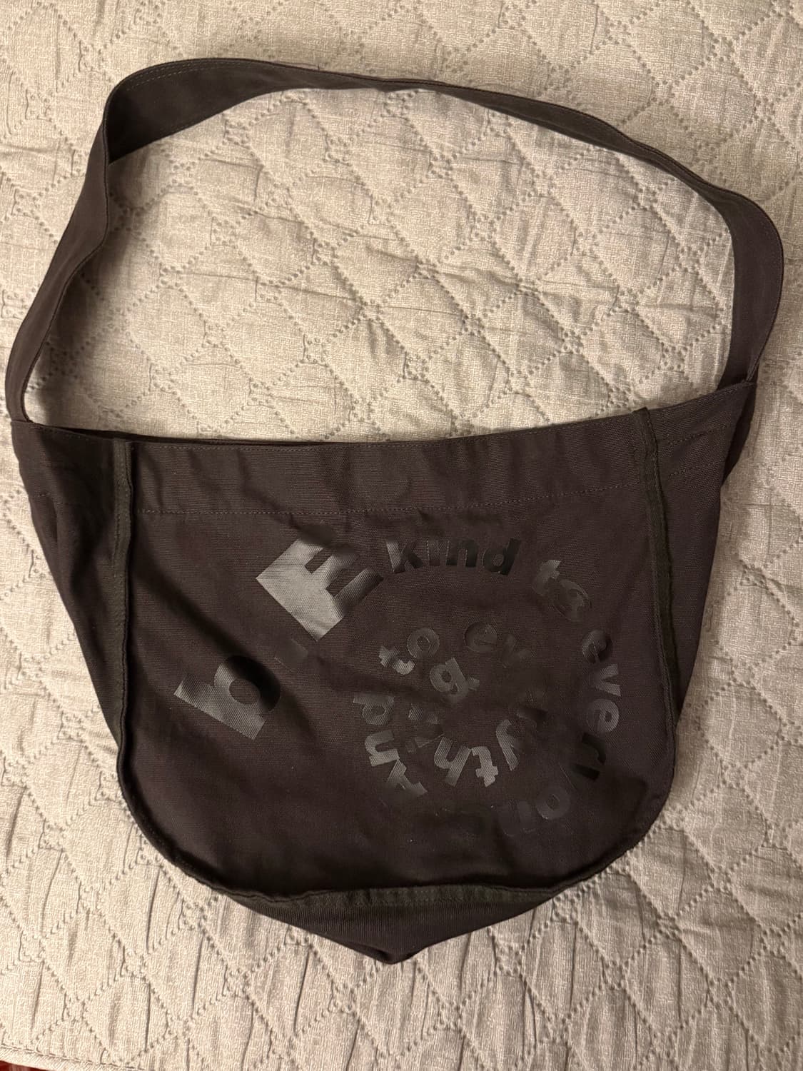 산산기어 뷰티풀 스윌 백 차콜 상품이미지1