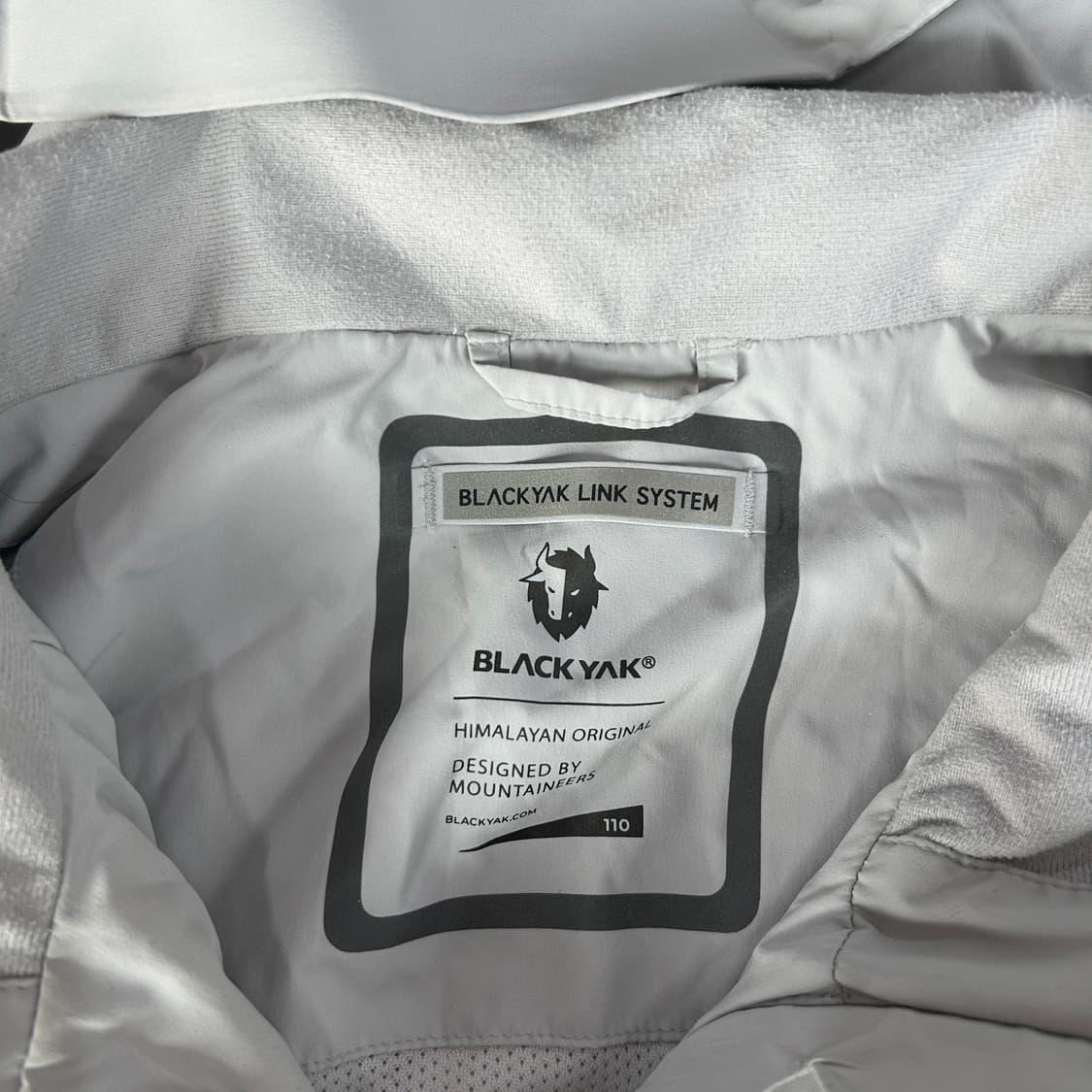 블랙야크 후드 바람막이 자켓 110 상품이미지2