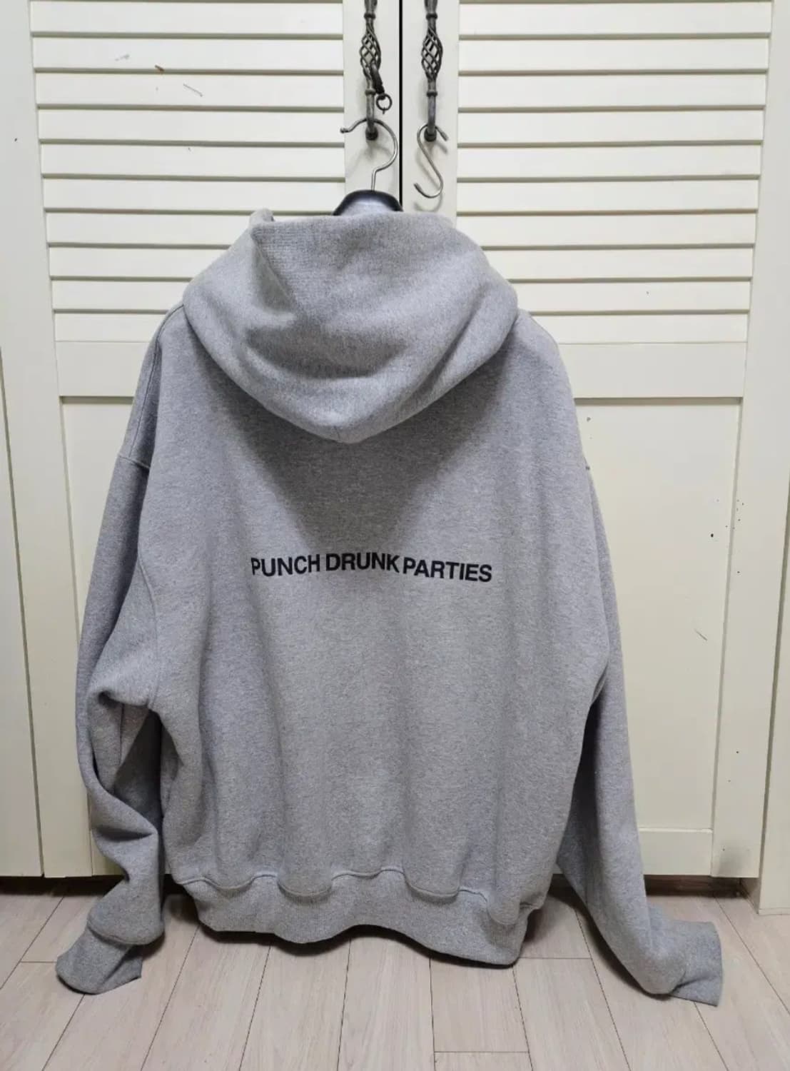 펀치 드렁크 파티즈 후드티 그레이 상품이미지2