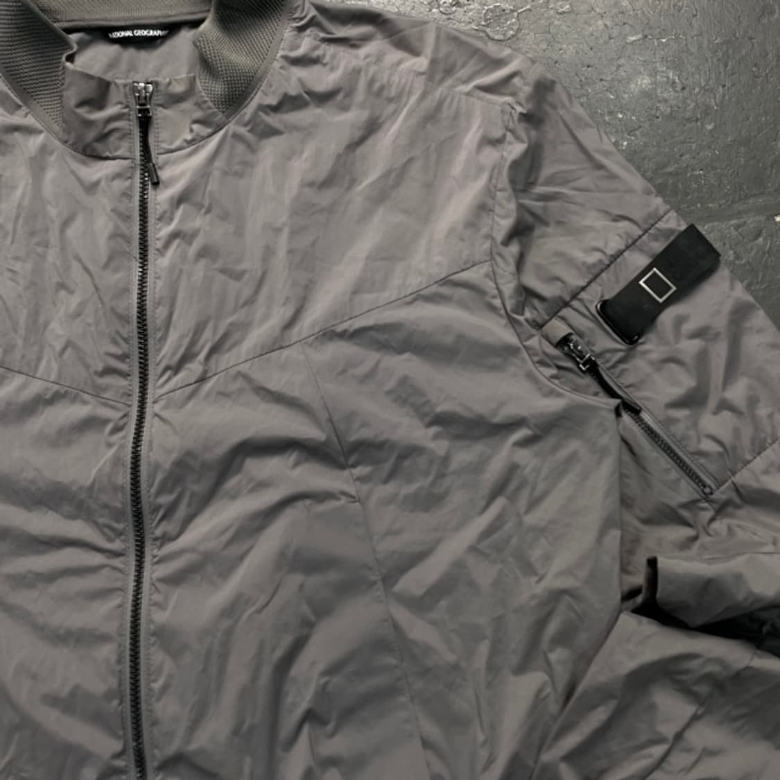 100 내셔널지오그래픽 와펜 바람막이  상품이미지2