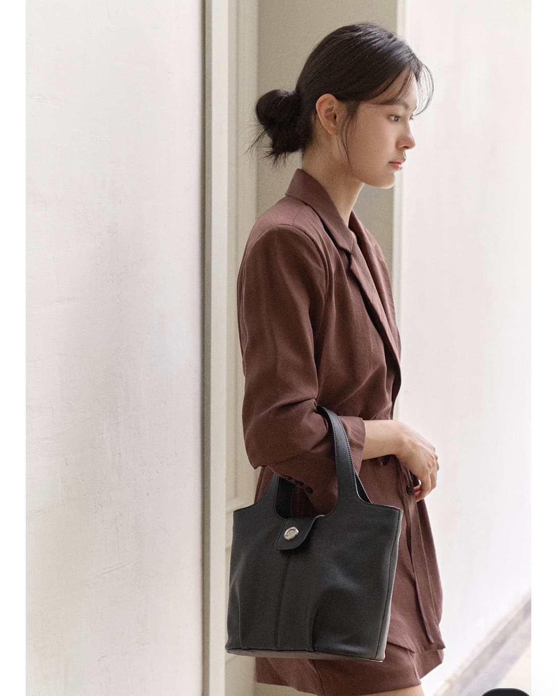 메종246 onde 블랙숄더백 상품이미지1