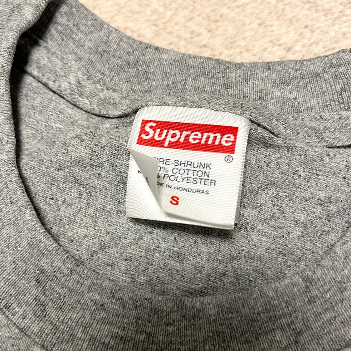 슈프림 플레이보이 카티 티셔츠 헤더 그레이 - 25FW 상품이미지4