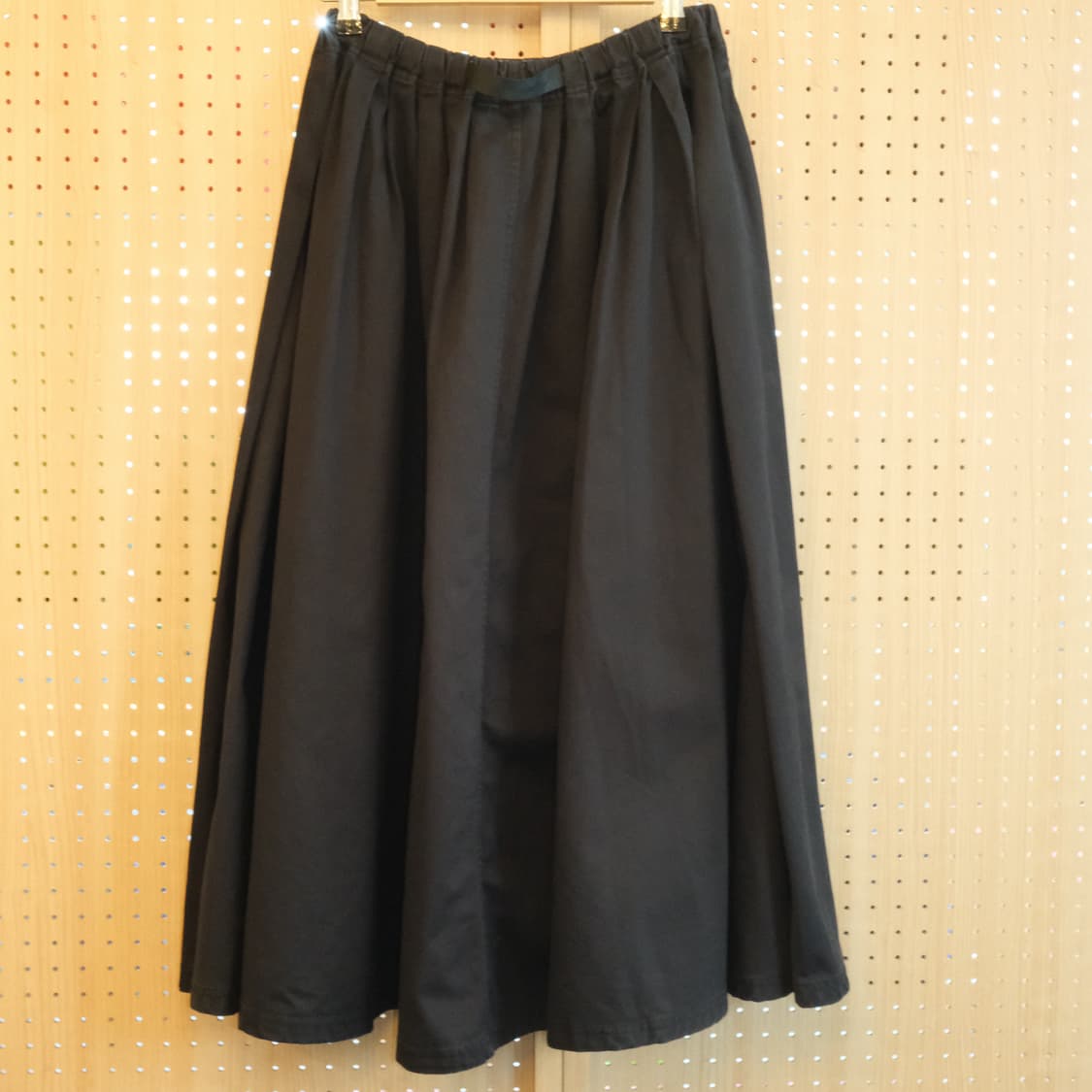 그라미치 검정 롱스커트  상품이미지3