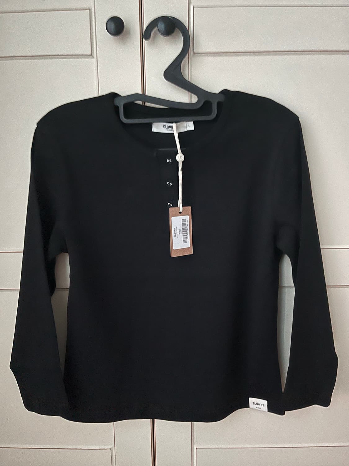 글로니 3/4 버튼 티 블랙 상품이미지3