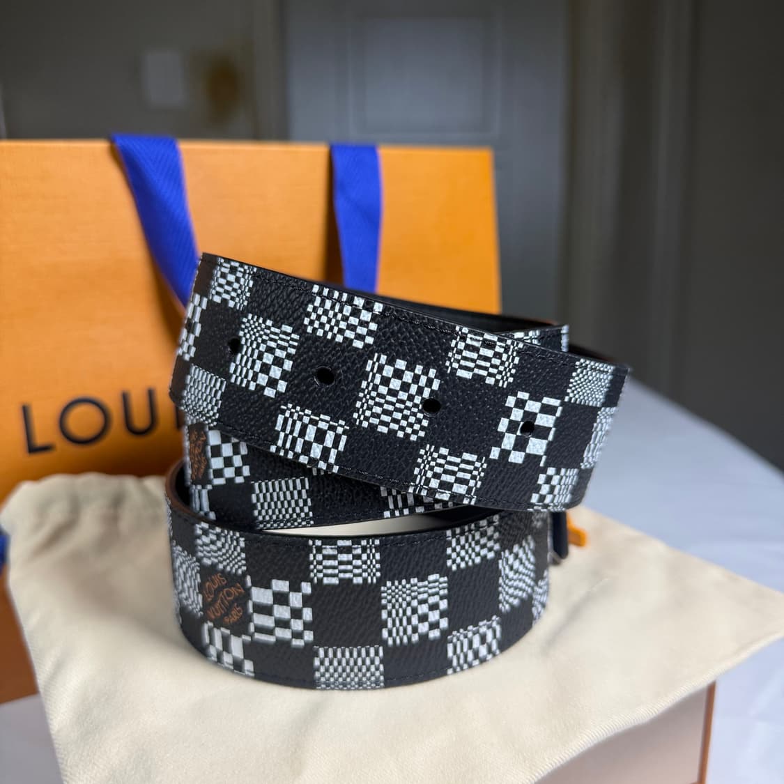 [20SS,풀구성] 루이비통 다미에 LV 디스토티드 리버서블 남성 벨트 상품이미지5