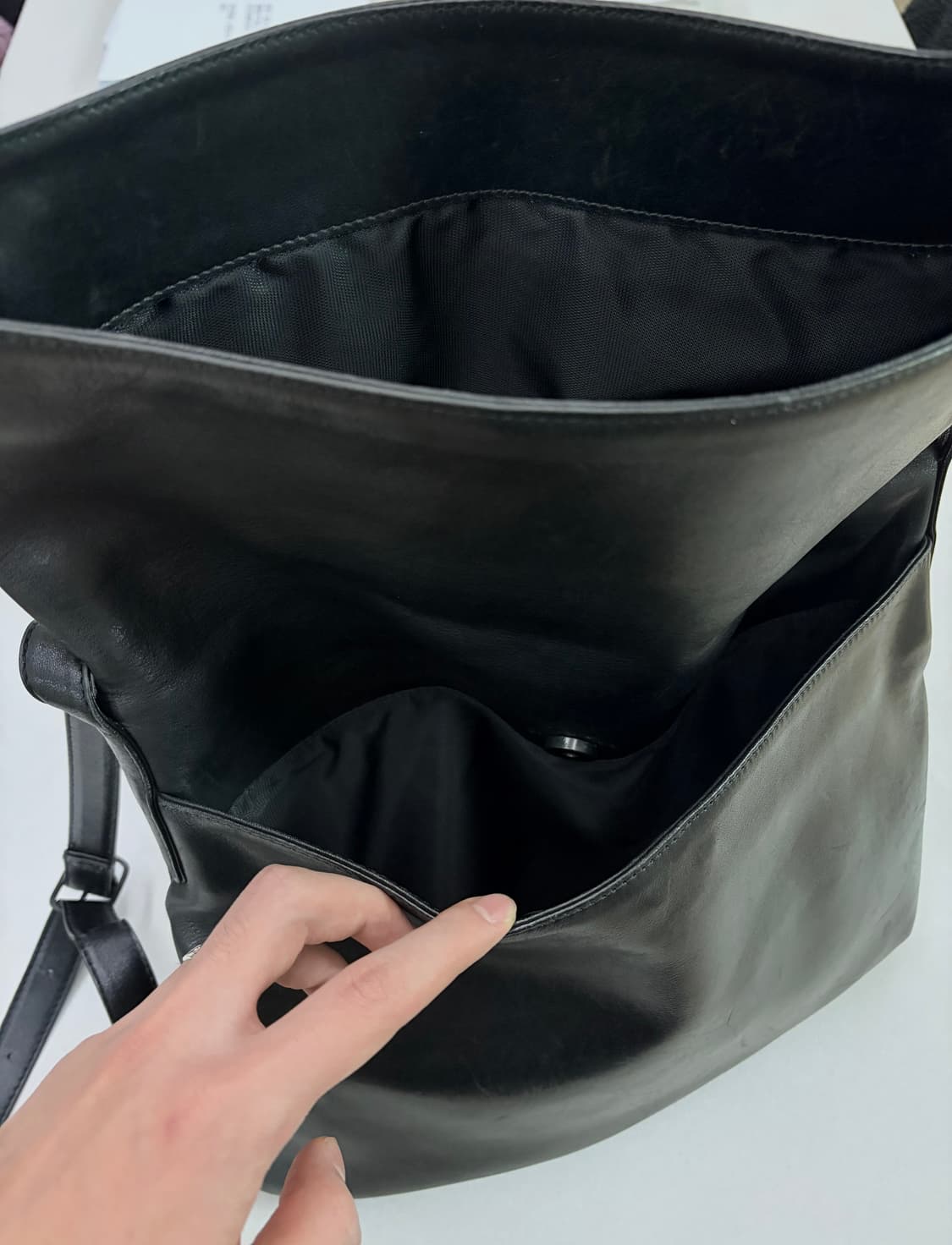 90s issey miyake 레더백 상품이미지3