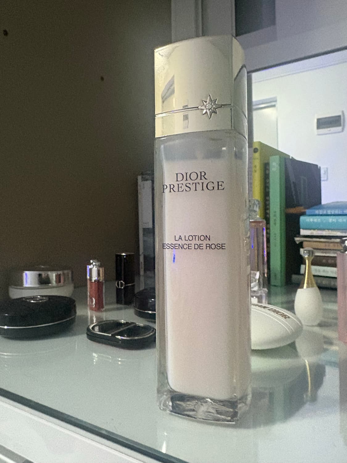 디올 프레스티지라로션 에센스 드 로즈 상품이미지1