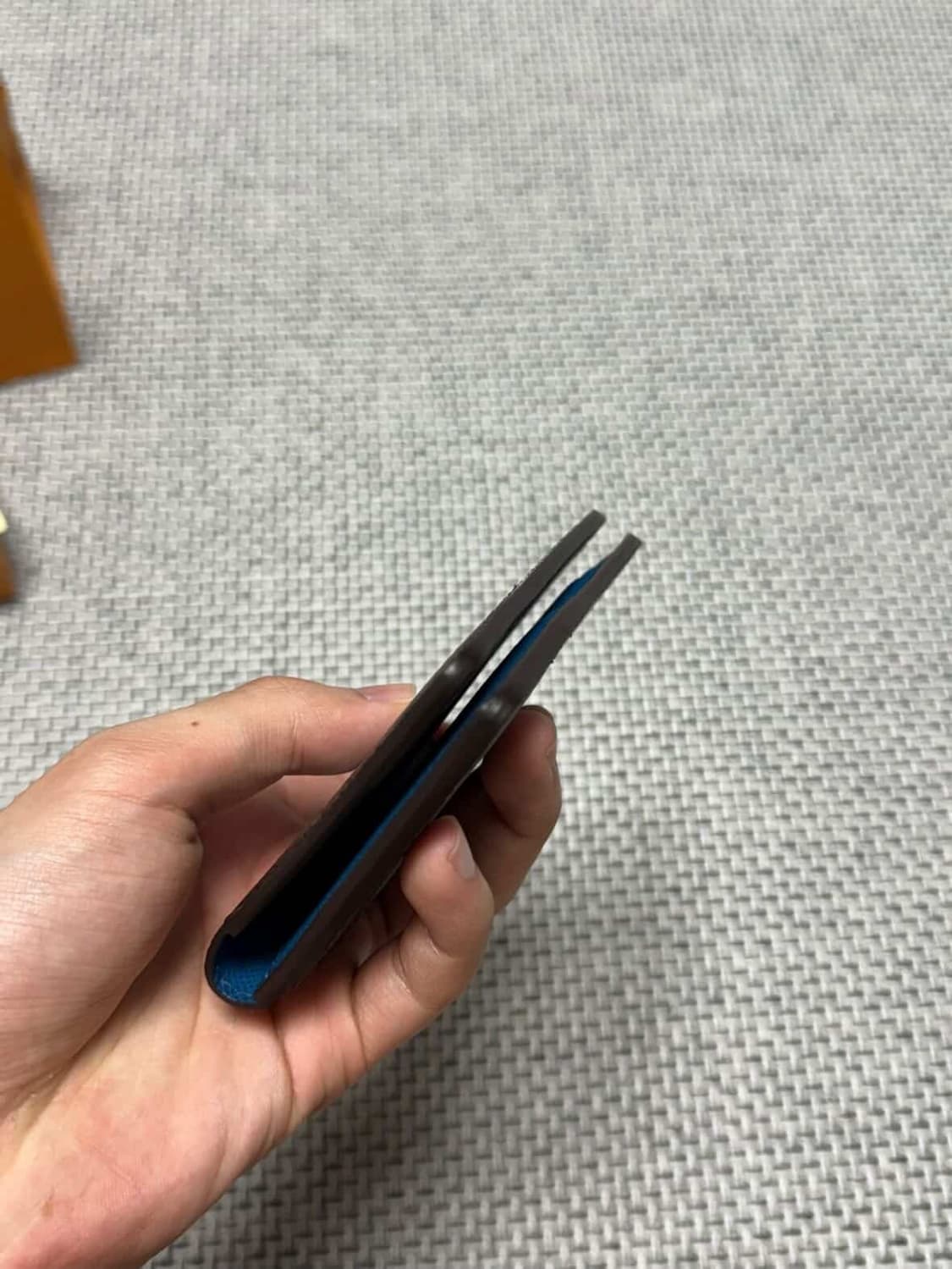 루이비통 모노그램 피그먼트 오거나이저 지갑 상품이미지3