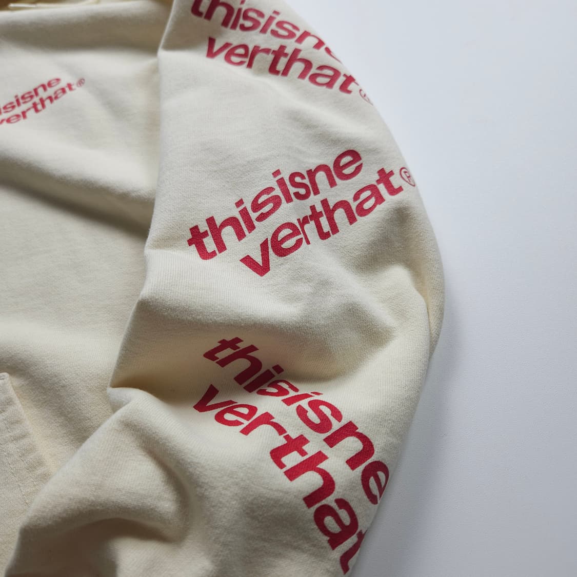 디스이즈네버댓 멀티로고 박시핏 후드 티셔츠 (S) 상품이미지4