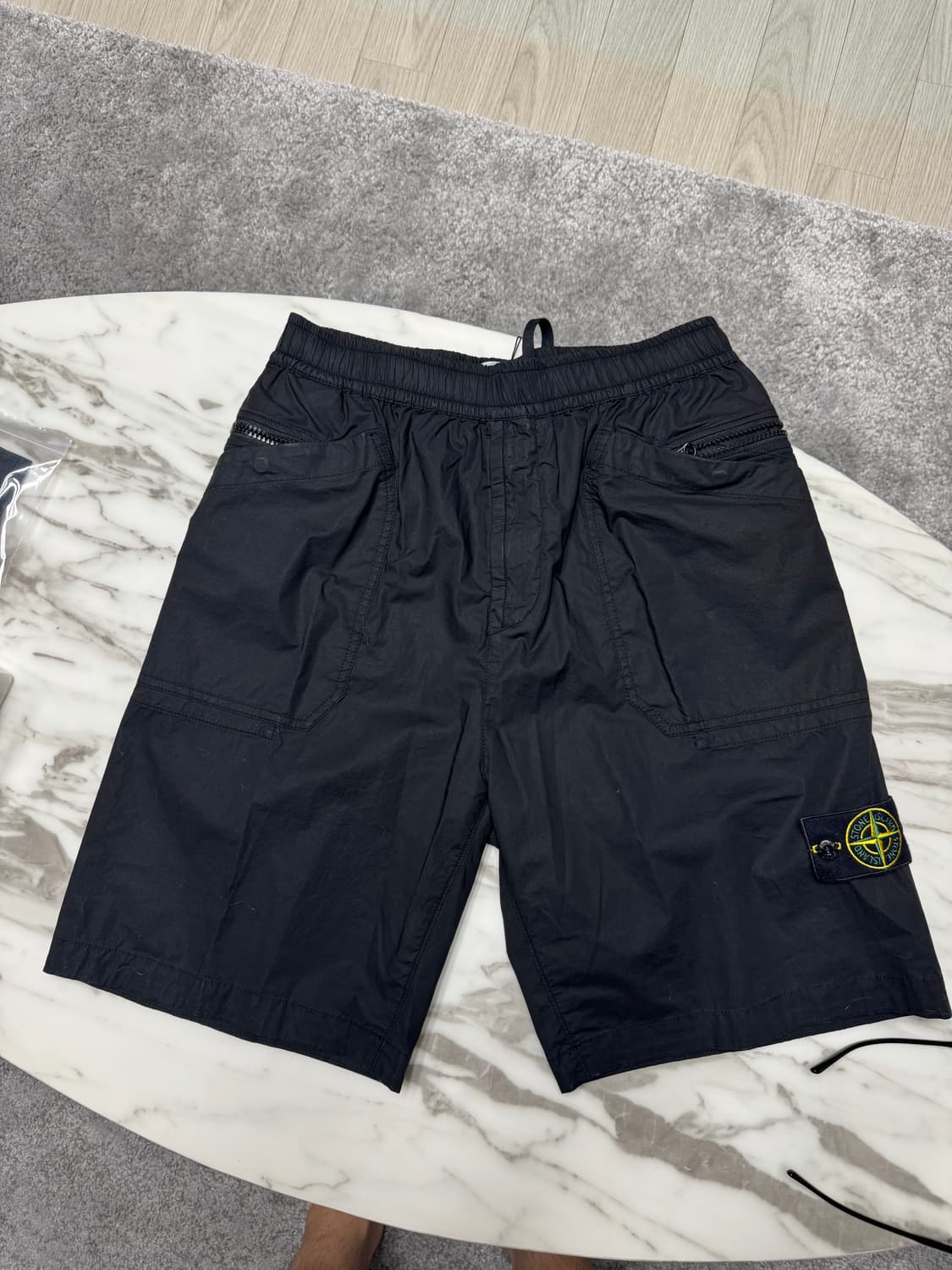 스톤아일랜드 컴포트핏 버뮤다 반바지 30 상품이미지1