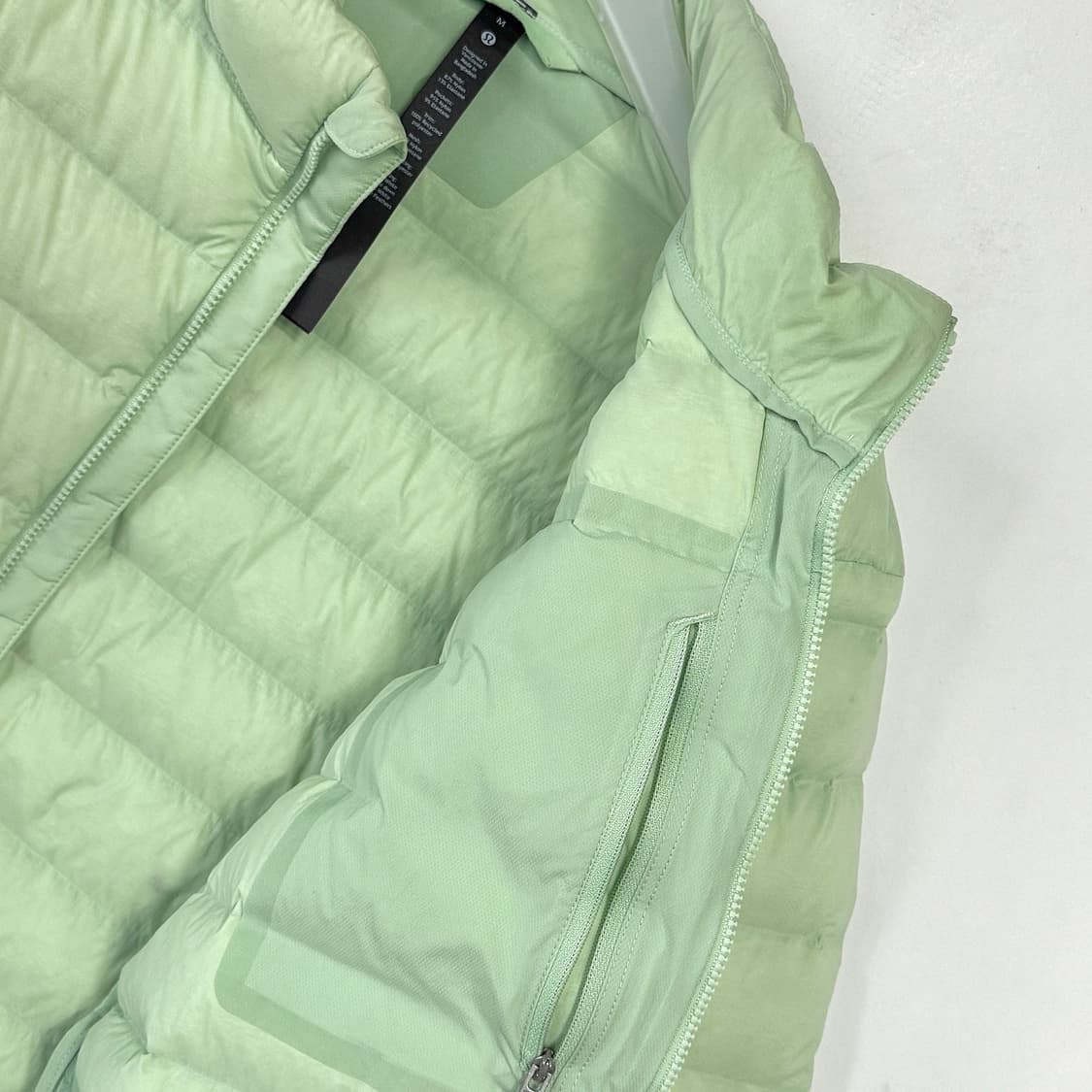 룰루레몬 내비게이션 다운 경량 패딩 상품이미지5