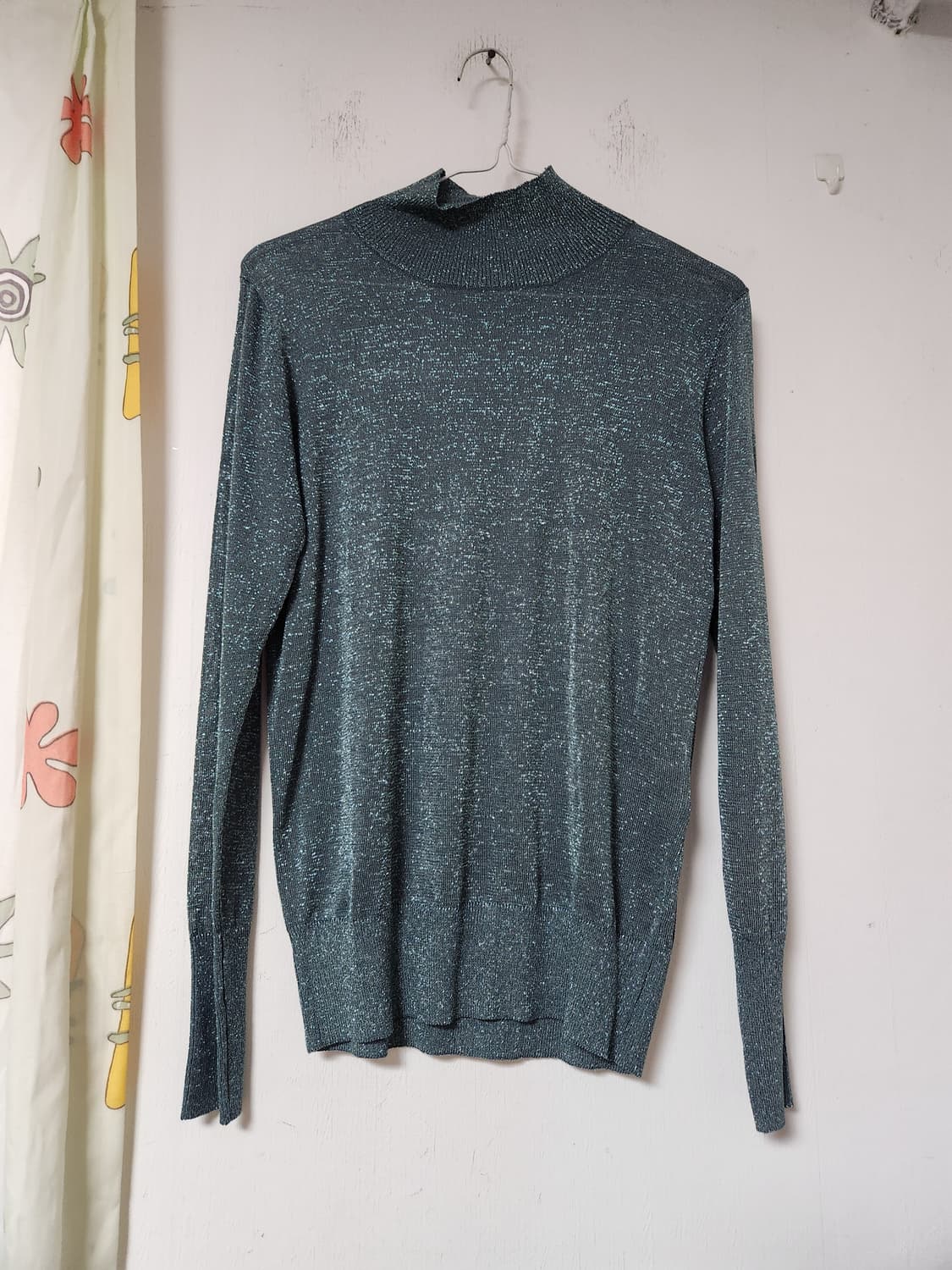 브룬즈바자르 반목 폴라 글리터 니트 긴팔티55 상품이미지1