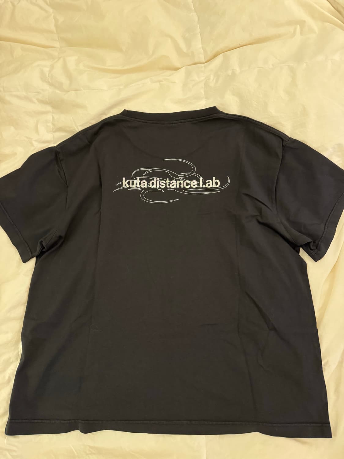 Kuta distance agnes birds tee 상품이미지2
